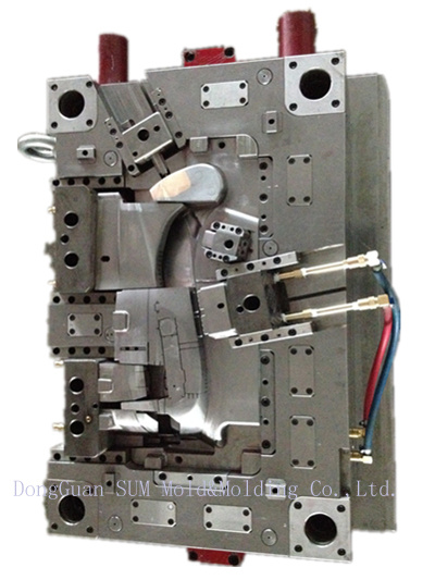 Injection Mold of Auto Part (AM-001)