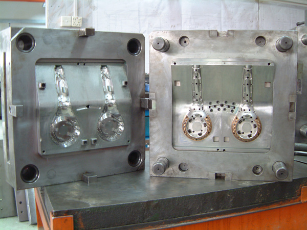 Shower-Cover Mould