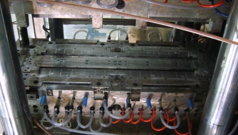 Mold for Molding Parts