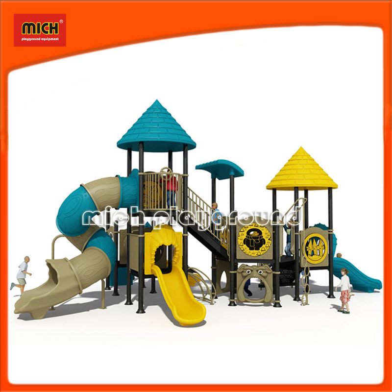 Outdoor Tunnel Slides 59