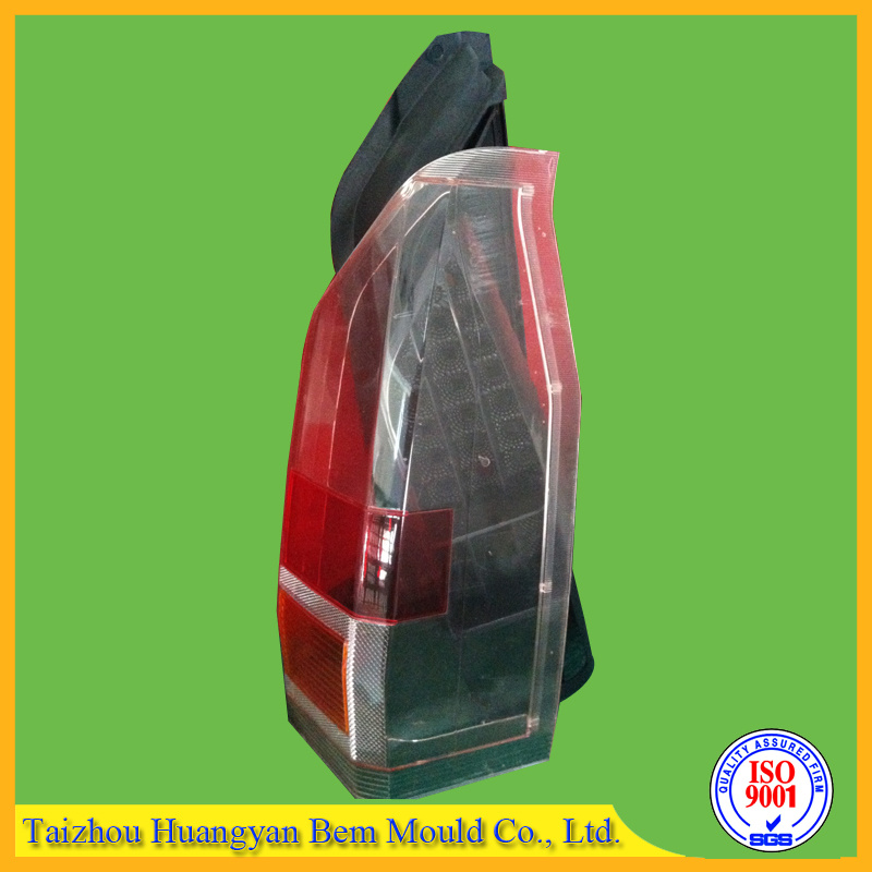 High Quality Plastic Auto Mould (J400146)