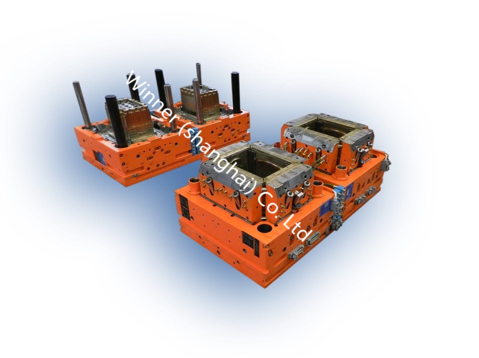 Containers Injection Mould