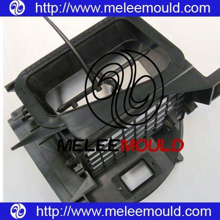 Plastic Auto Part Injection Mould (MELEE MOULD-77)