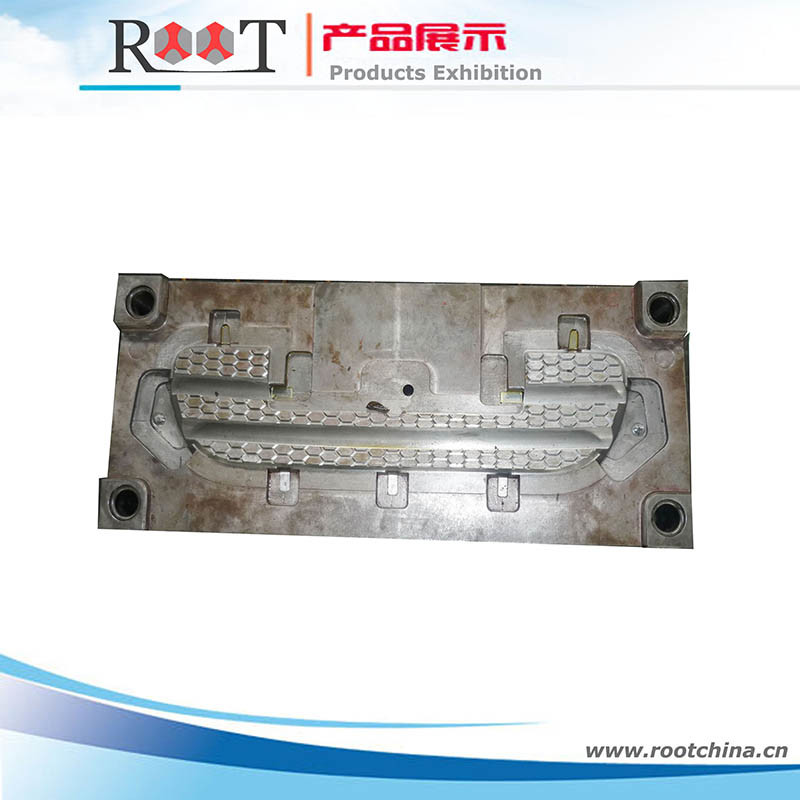 Automotive Air Admission Grill Plastic Injection Mould