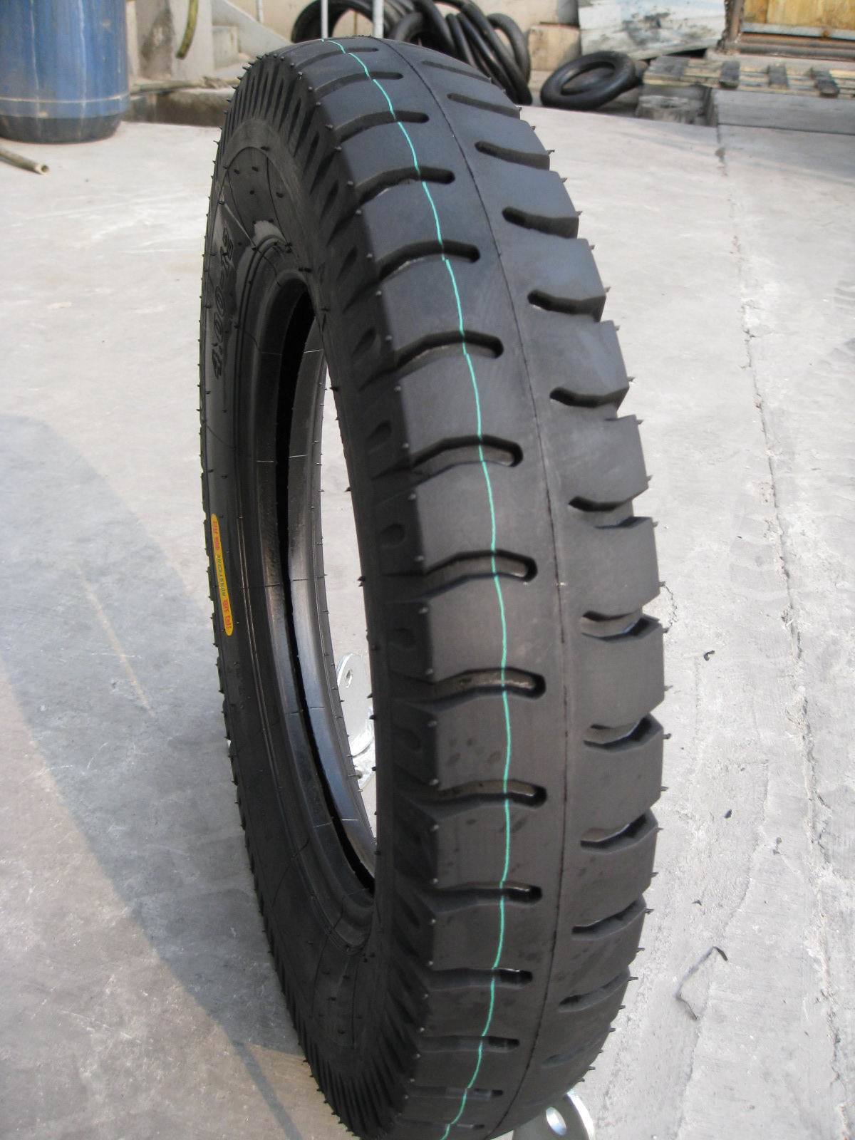 Motorcycle Tire Lug Tread Pattern 400-12; 450-12 F-550/553