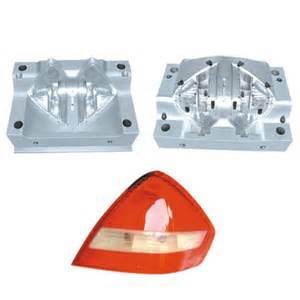 Plastic Injection Mould for Auto Tail Lamp (XDD-0180)