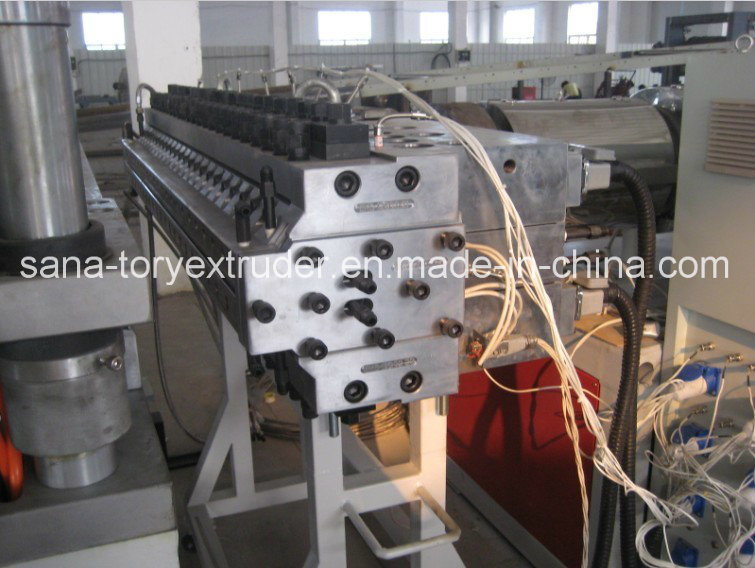 PVC Skinning Foamed Board Extrusion Mould