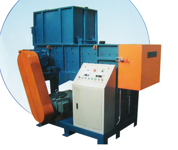Shredders for Large Pulverized Solid Material Injection Machine