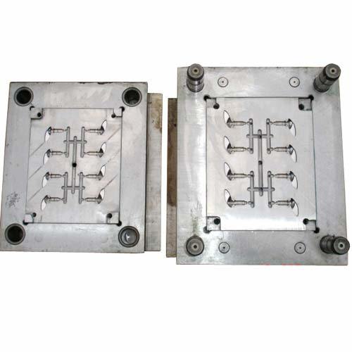 Plastic Injection Mould 10