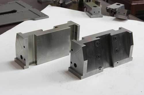 Injection Tooling Parts (005)