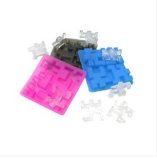 Perfect-Cube Silicone Ice Trays