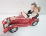 Polyresin Wedding Souvenir Statue with Car Figurine