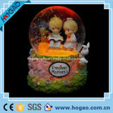 Polyresin Lover Water Snow Globe with LED Light (HGS89)