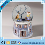 Resin Romantic Lovers Snow Globe for Home Decoration