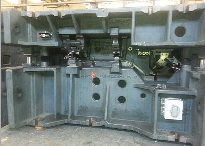 Auto Mould
