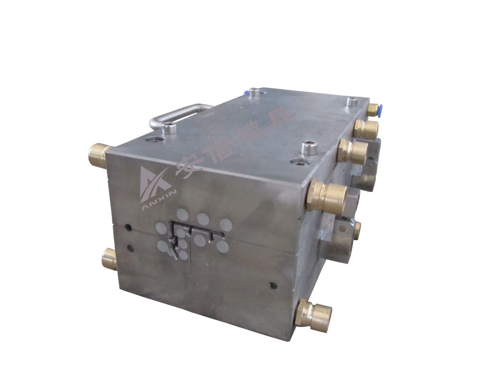 Sealing Side Calibration Plastic Extrusion Mold (NO-225)