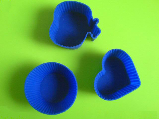 FDA Grade Heart Shape Silicone Cup Cake Baking Pan