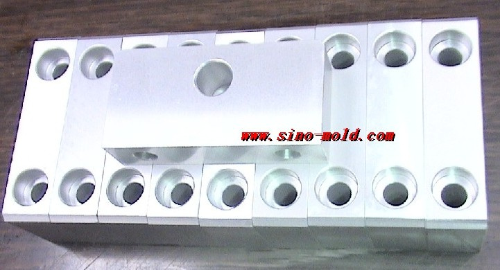 Die-Casting Molding (HCD-571)