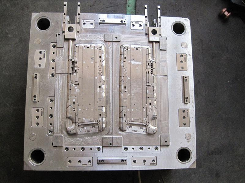 Plastic Injection Auto Parts Visor Mould