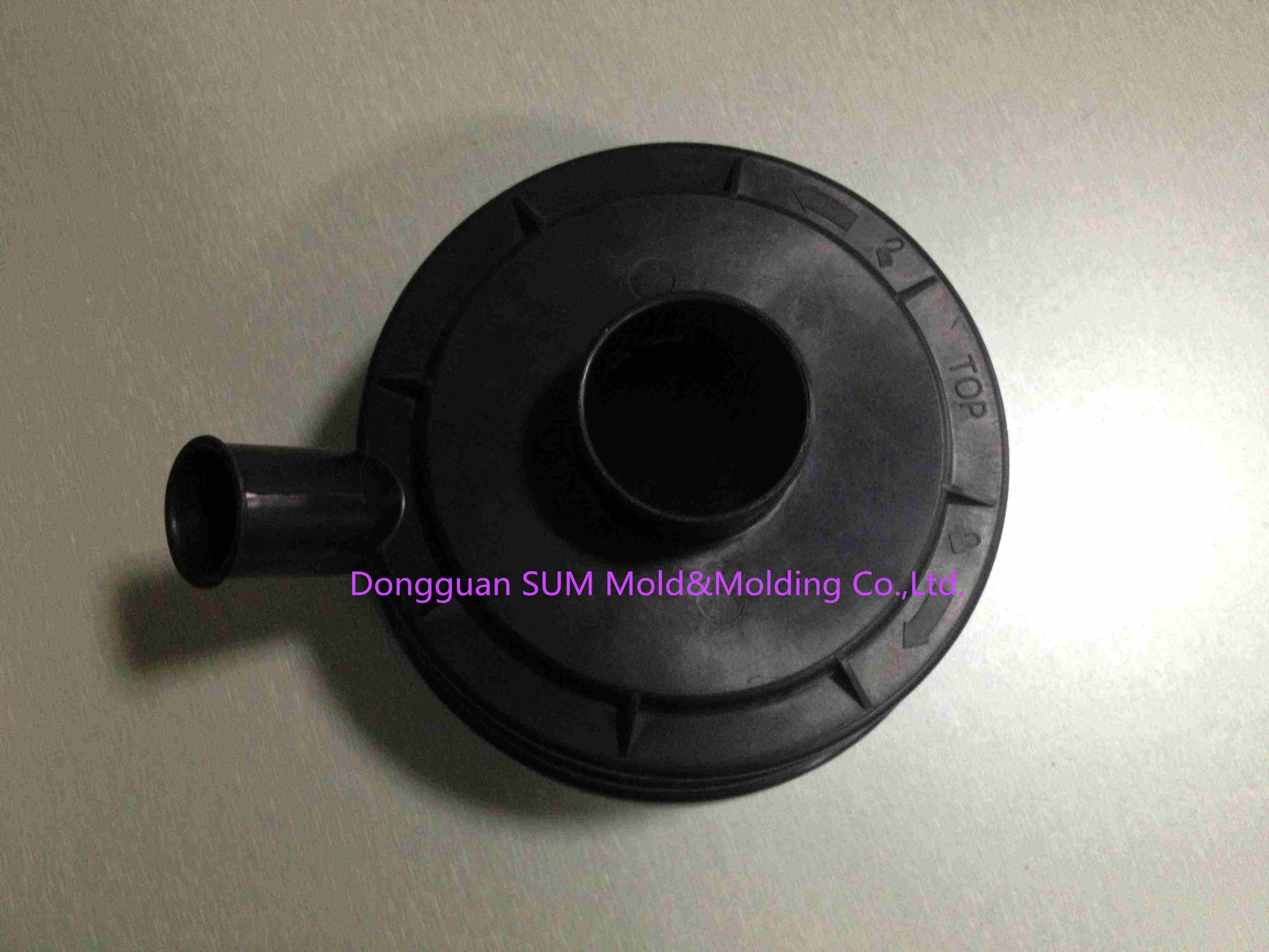 Plastic Injection Mold of Automotive Inhaler (AP-043)