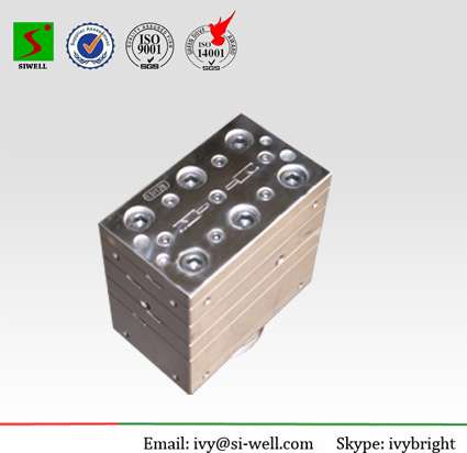 Plastic Extrusion Mould