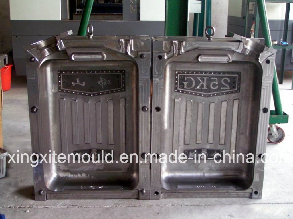 Lubricant Bottle Mould