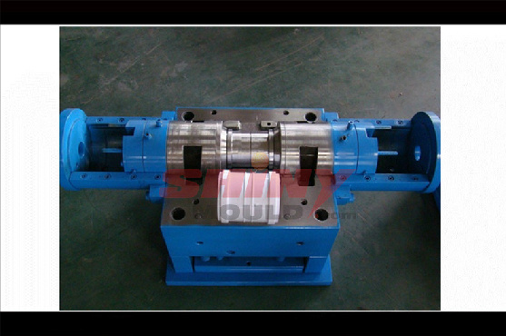 PVC Pipe Fitting Molds/Moldes De Tuberias Y Accesorios