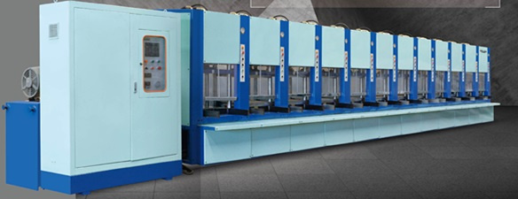 Full Auto Vacuum Foaming Moulding Machine with CE Approval