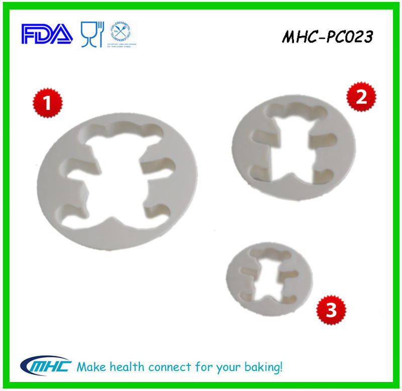Bear Shape Cake Cutter for Fondant Decorating