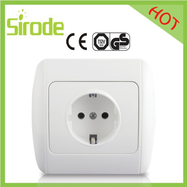 1 Gang 1 Way Schuko Socket Light Socket