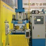 Injection Moulding Press Machine