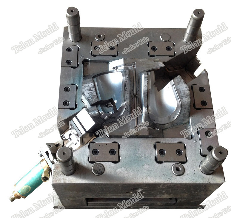 Auto Engine Parts Plastic Mold