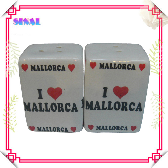 Home Decoration Craft, White Ceramic Decal Salt and Pepper Shaker