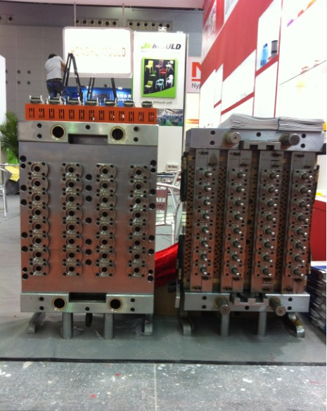 Ready-Made Pet Preform Mould with Self-Lock System