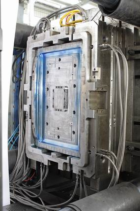 High Gloss Mould