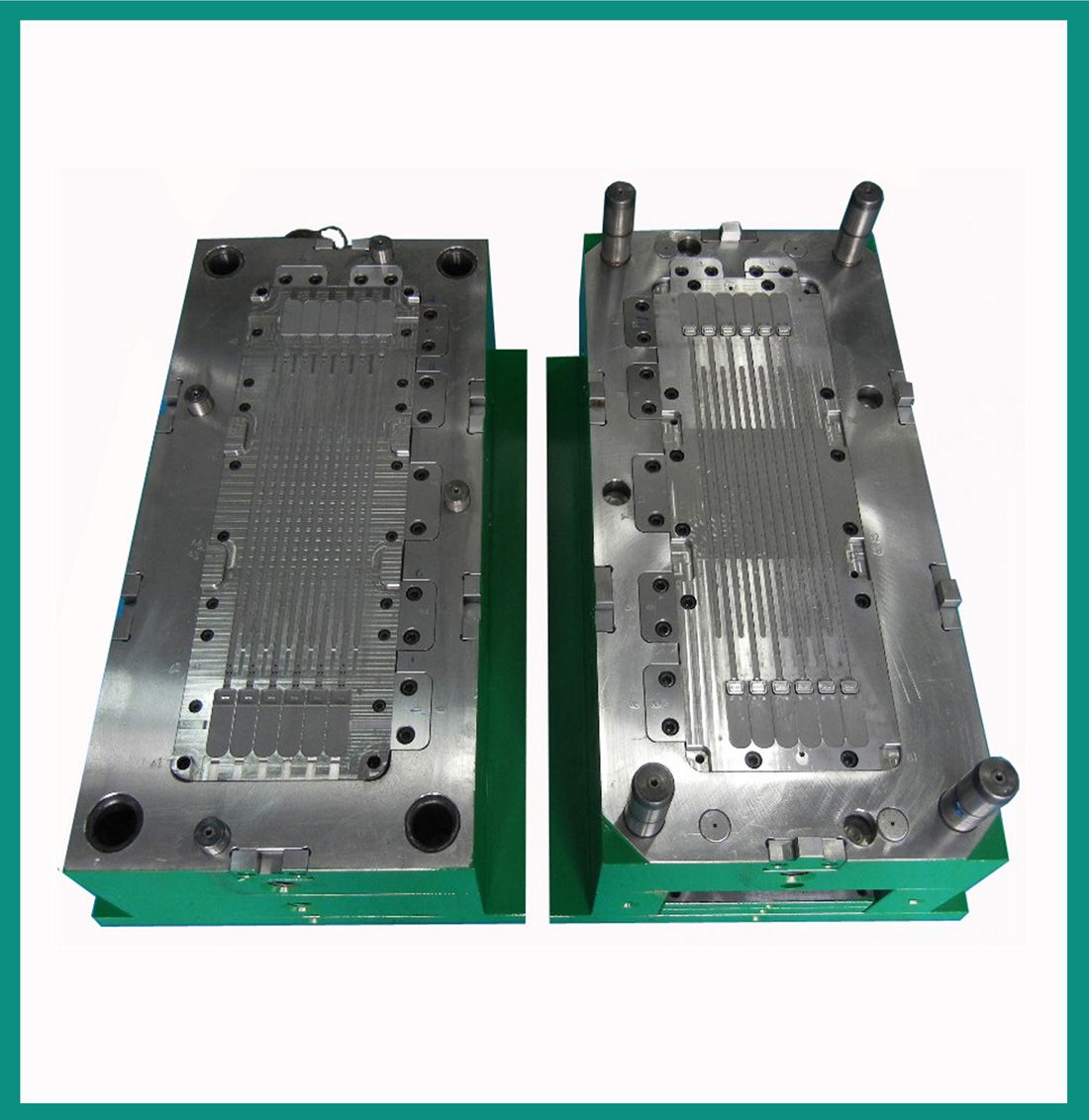 Plastic Electronic Parts Mould (xdd117)