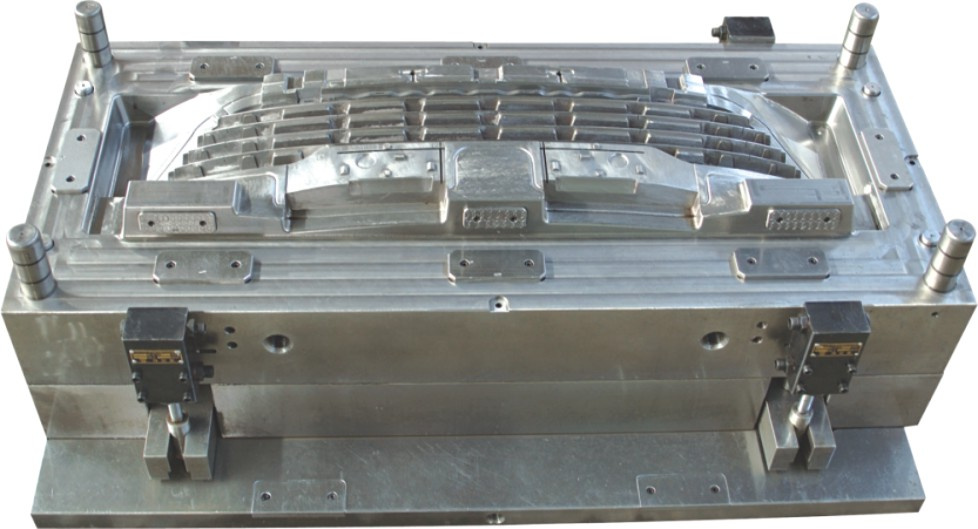 Plastic Auto/Car Mold/Mould