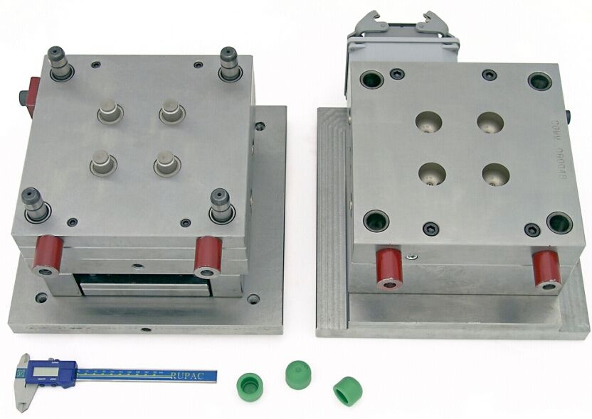 Plastic Injection Mould Pipe Fitting Mould