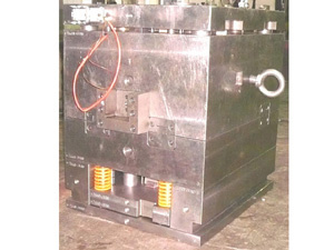 Injection Mould (EK-026)
