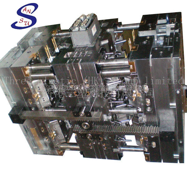 China Dme Standard Plastic Injection