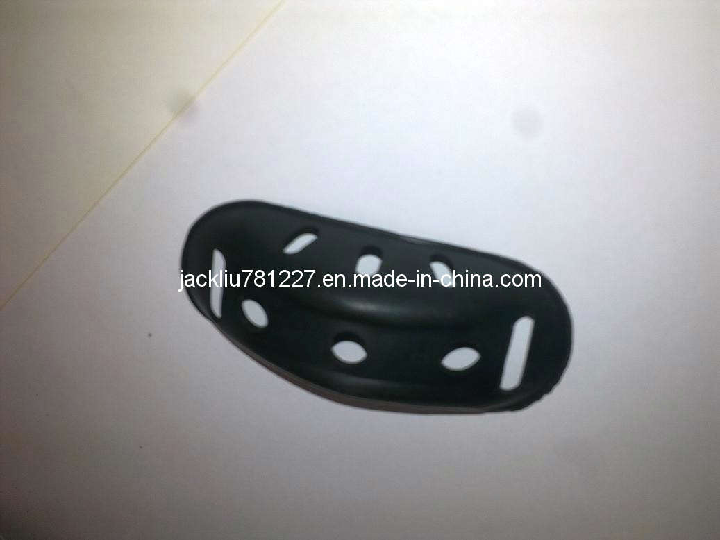 Plastic Injection Mould for Chin Fastener of Helmet
