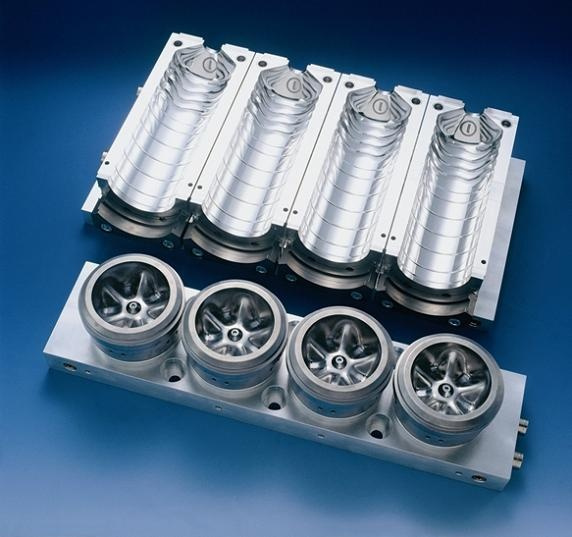 4 Cavities Pet Bottle Blowing Mould
