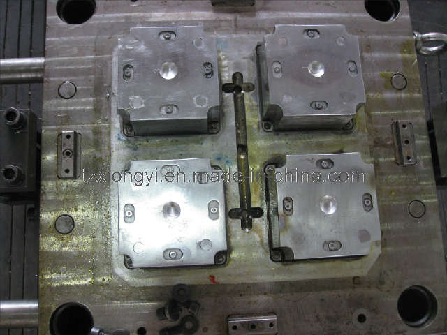 Plastic Wire Box Mould